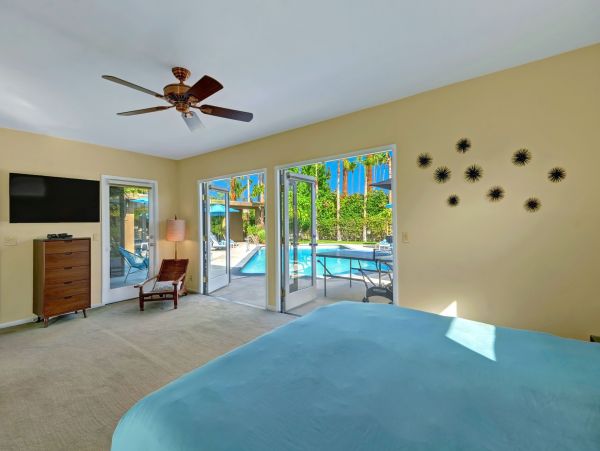 Palm Springs Home 991779