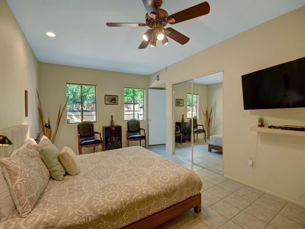 Palm Springs Home 991779