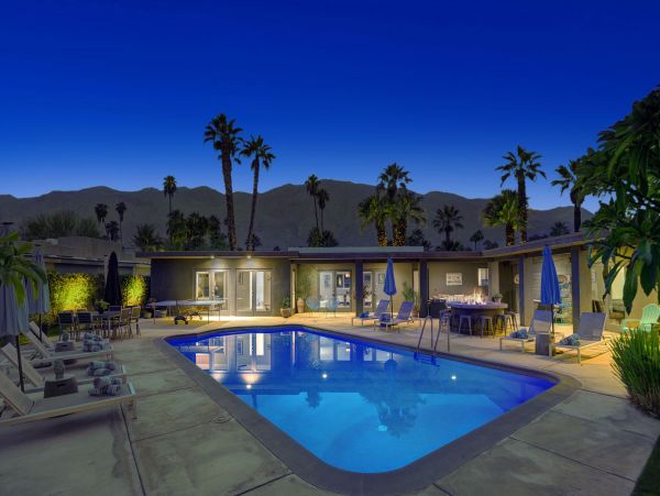Palm Springs Home 991779