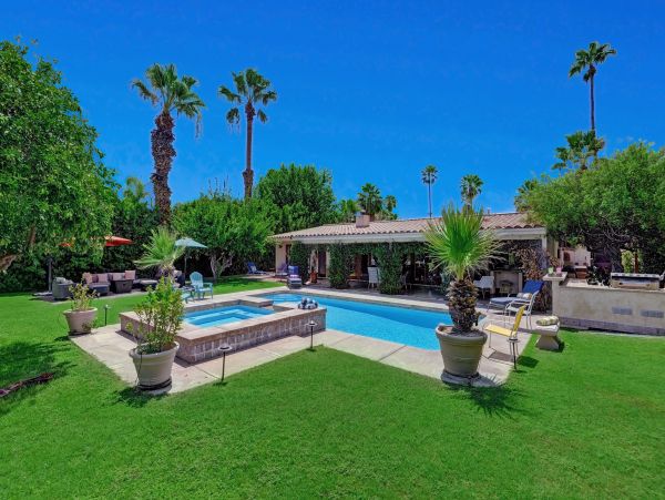 Palm Springs Home 991785
