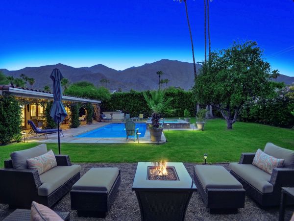 Palm Springs Home 991785