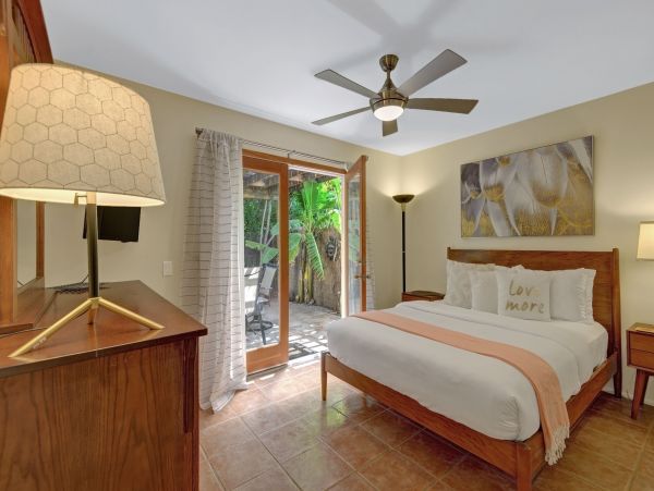 Palm Springs Home 991785