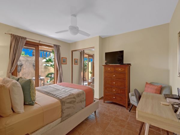 Palm Springs Home 991785