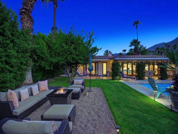 Palm Springs Home 991785