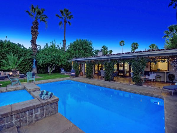 Palm Springs Home 991785