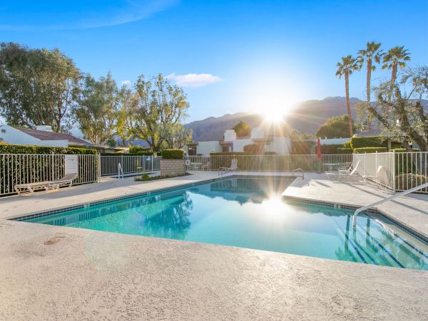 Palm Springs Condo 991786
