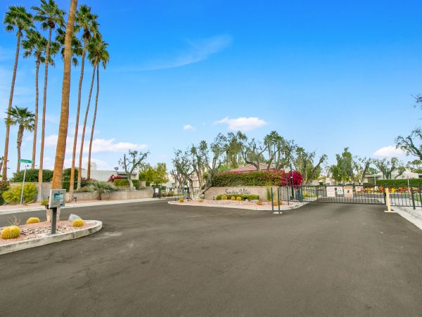 Palm Springs Condo 991786