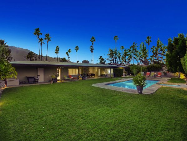 Palm Springs Home 991787