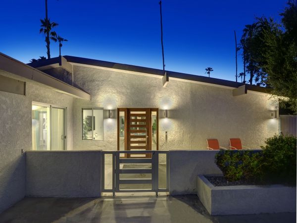 Palm Springs Home 991790