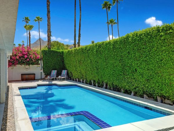 Palm Springs Home 991790