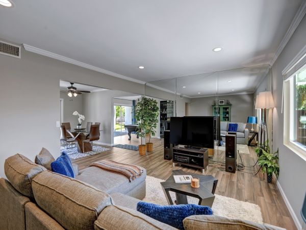 Palm Springs Home 991794