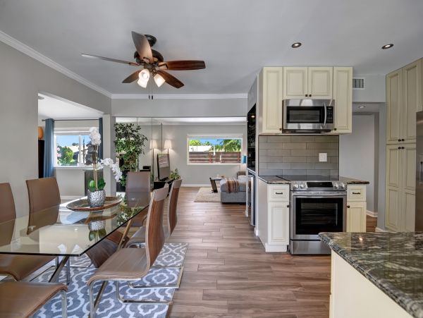 Palm Springs Home 991794
