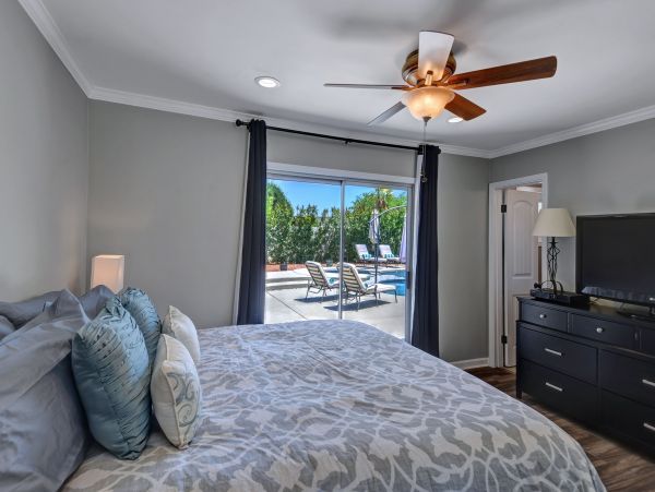 Palm Springs Home 991794