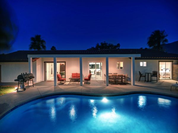 Palm Springs Home 991794