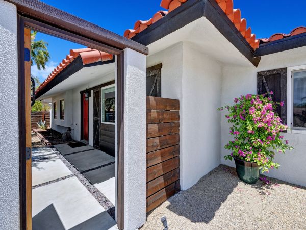 Palm Springs Home 991794