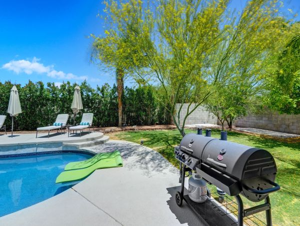 Palm Springs Home 991794
