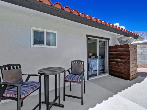 Palm Springs Home 991794