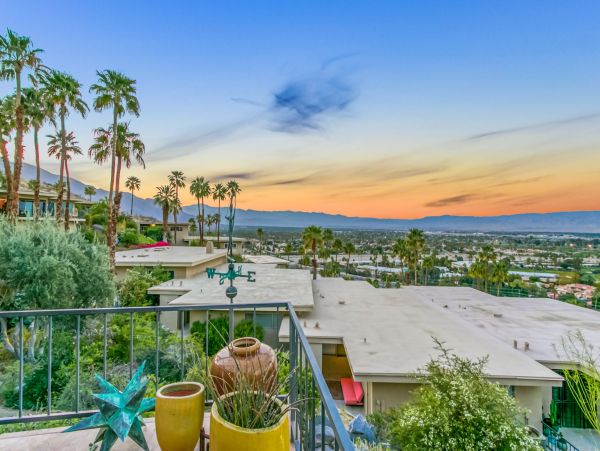 Palm Springs Condo 991796