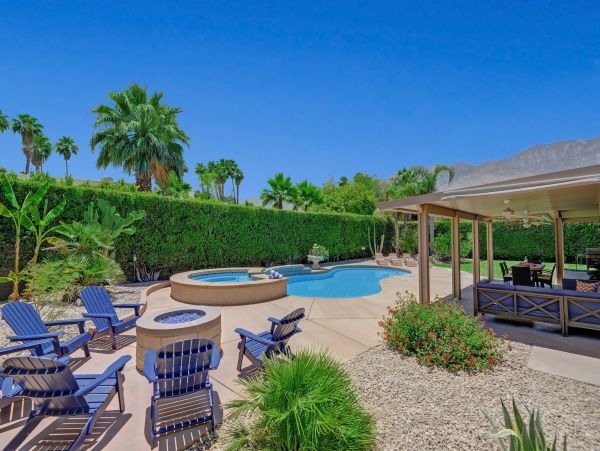 Palm Springs Home 991797