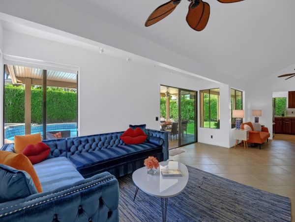 Palm Springs Home 991797