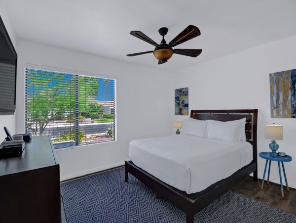 Palm Springs Home 991797