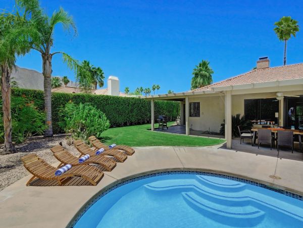 Palm Springs Home 991797