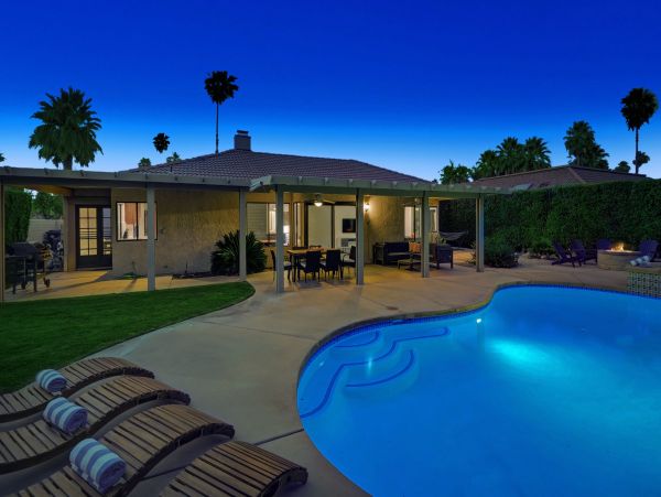 Palm Springs Home 991797