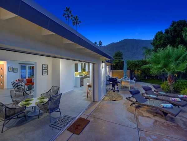 Palm Springs Home 991798