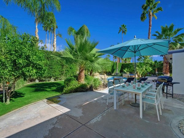 Palm Springs Home 991798