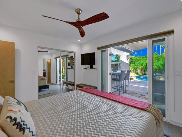 Palm Springs Home 991798