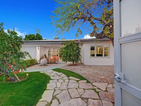Palm Springs Home 991798