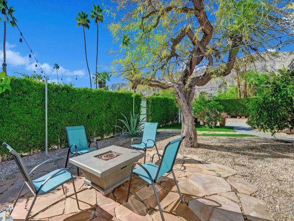 Palm Springs Home 991798