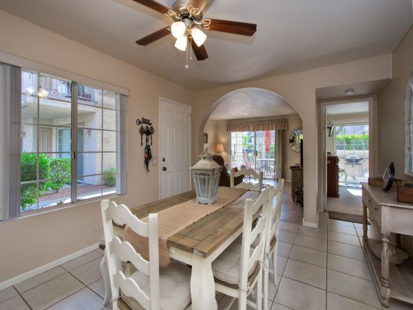 Palm Springs Condo 991800