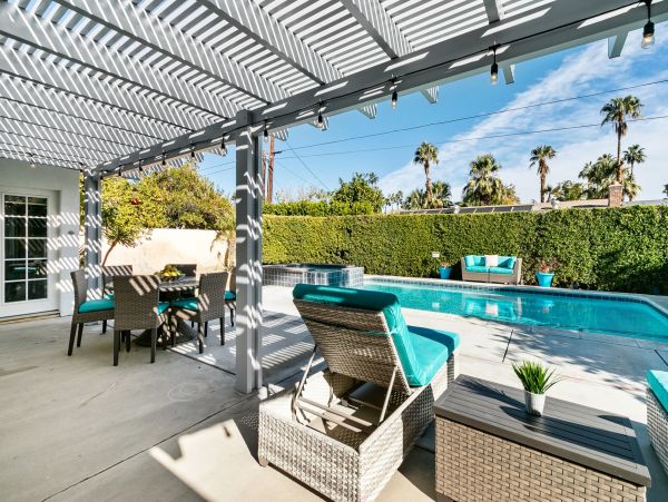 Palm Springs Home 991804