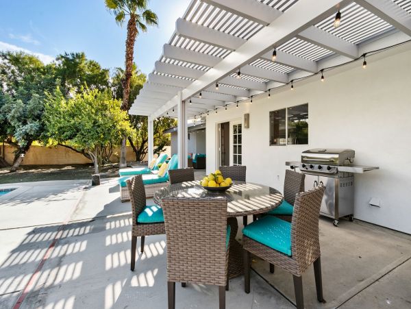 Palm Springs Home 991804