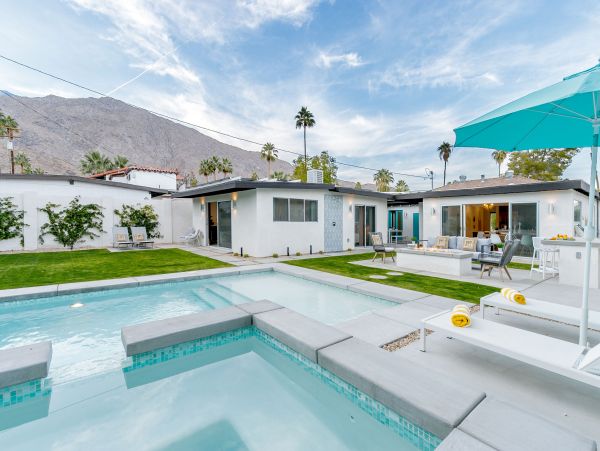 Palm Springs Home 991805