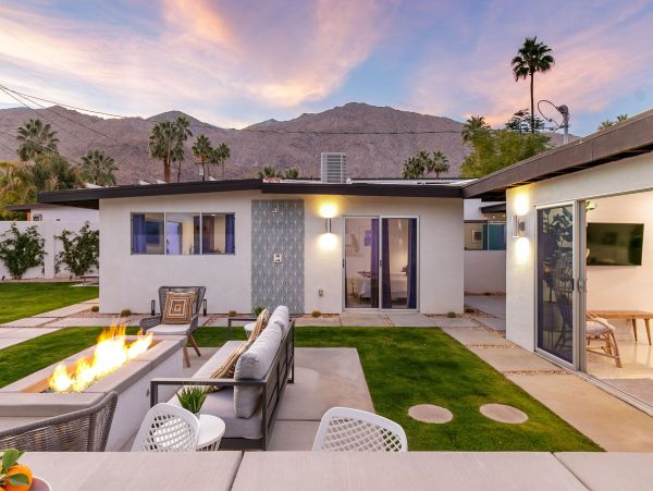 Palm Springs Home 991805