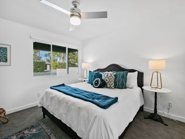 Palm Springs Home 991805