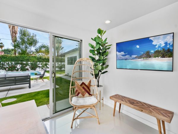 Palm Springs Home 991805