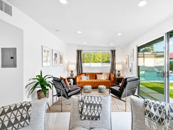 Palm Springs Home 991805