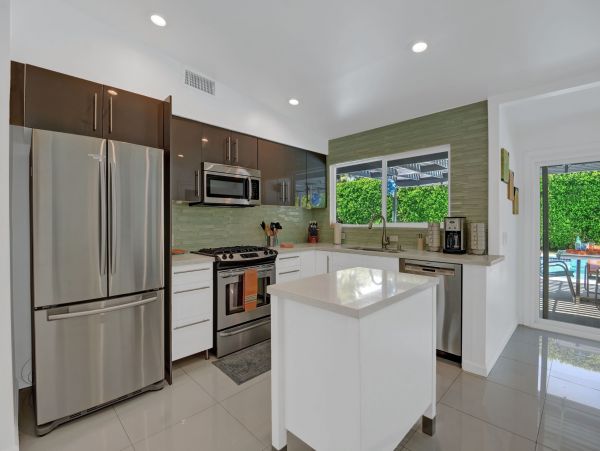 Palm Springs Home 991807