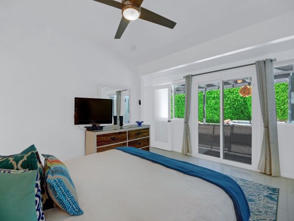 Palm Springs Home 991807