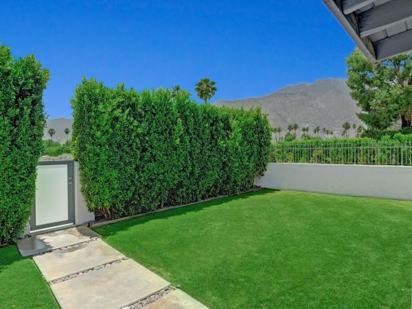 Palm Springs Home 991807