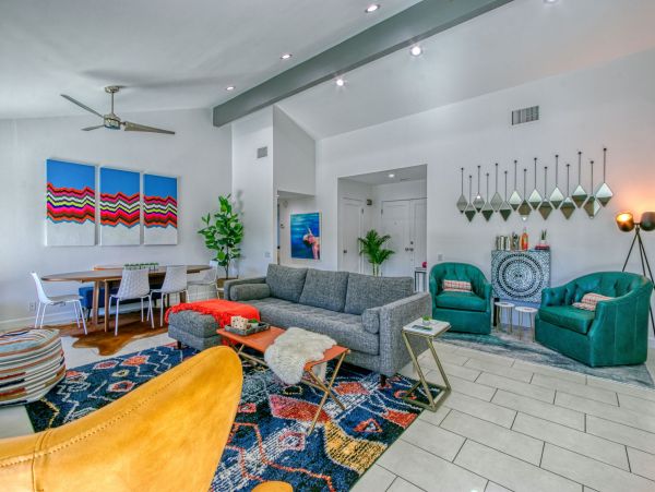 Palm Springs Home 991810