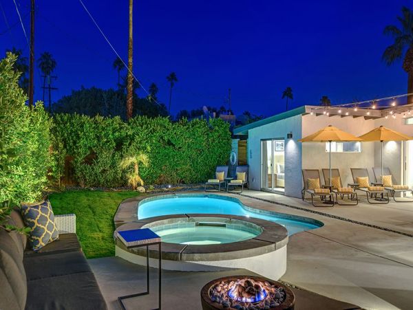 Palm Springs Home 991811