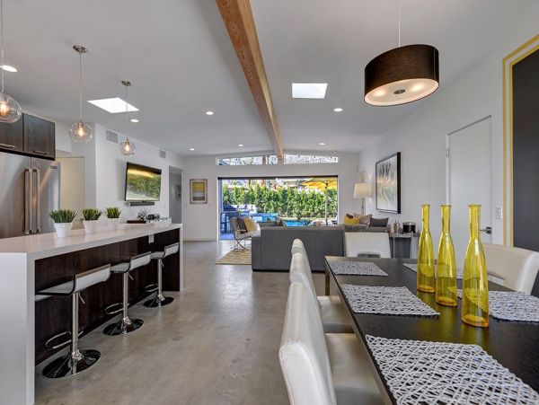 Palm Springs Home 991811
