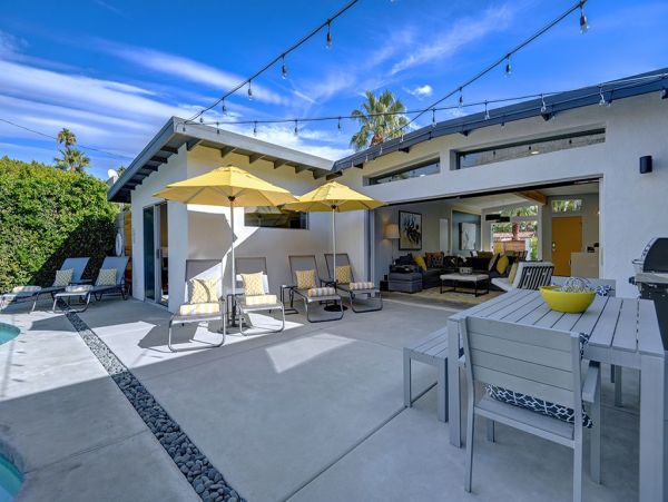 Palm Springs Home 991811