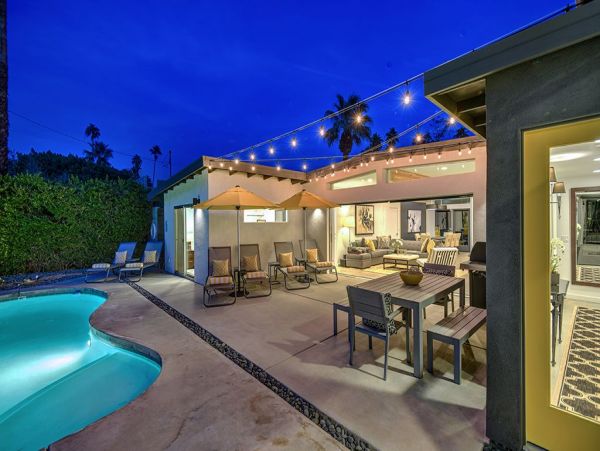 Palm Springs Home 991811