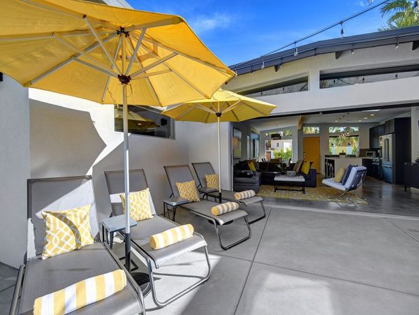 Palm Springs Home 991811