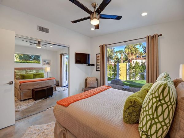 Palm Springs Home 991811